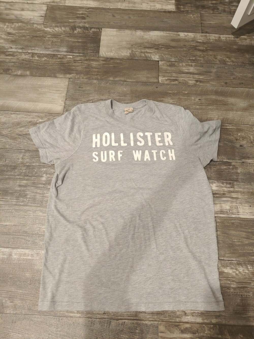 Hollister Surf Watch T-Shirt Size XL Gray Graphic Tee